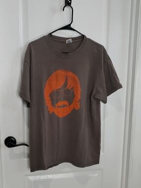 Phish Jam Band Gray T-Shirt Featuring Guitarist Trey Anastasio's Face Size Large
